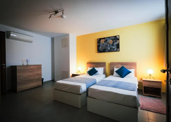 Guest house Stillel Skylounge St. Paul's Bay