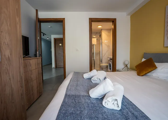 Stillel Skylounge Guest house 3*