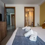 Stillel Skylounge Guest house 4*