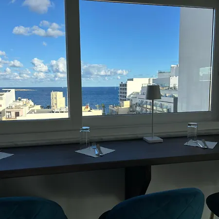 Stillel Skylounge 圣保罗湾城