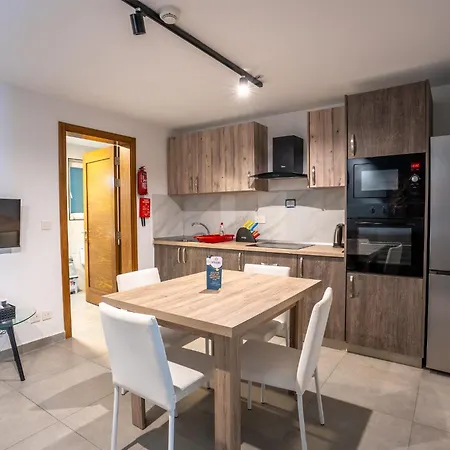 Stillel Retreat Отель Сент-Полс-Бей