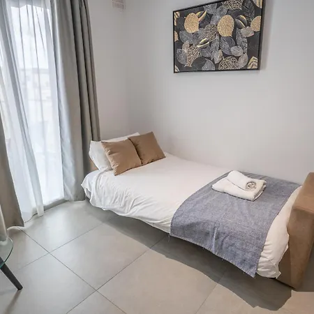 Stillel Retreat 3* Сент-Полс-Бей