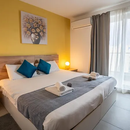 Stillel Retreat Отель