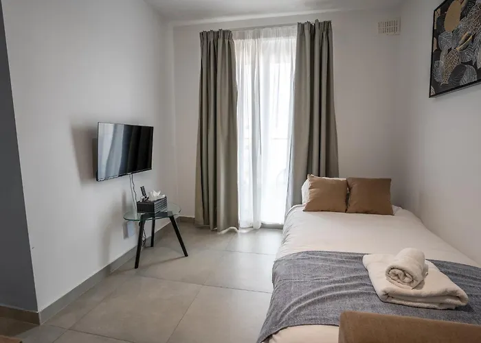 Stillel Skylounge St. Paul's Bay