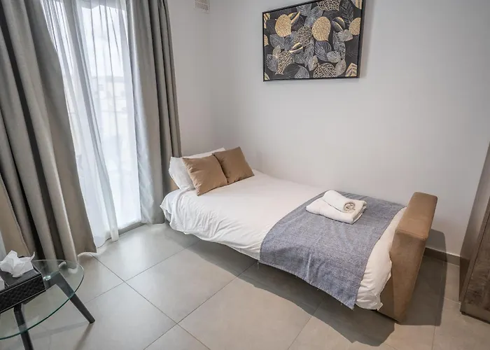 Stillel Skylounge 3* St. Paul's Bay