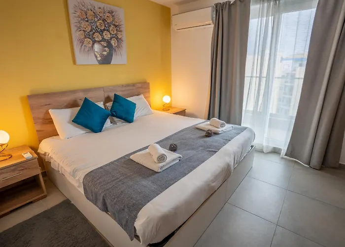 Stillel Skylounge St. Paul's Bay